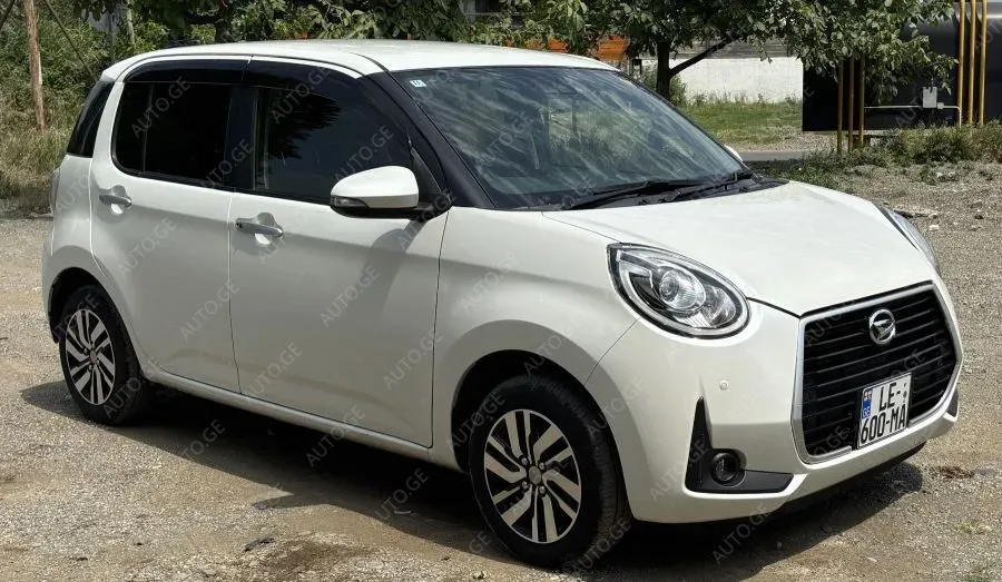 Toyota Passo 2018 — photo 2