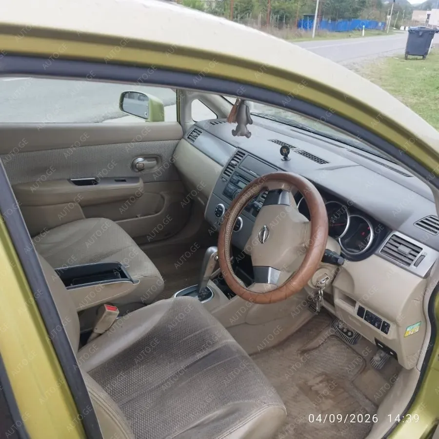 Nissan Tiida 2007 — photo 2