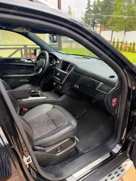 Mercedes-Benz Ml-350S