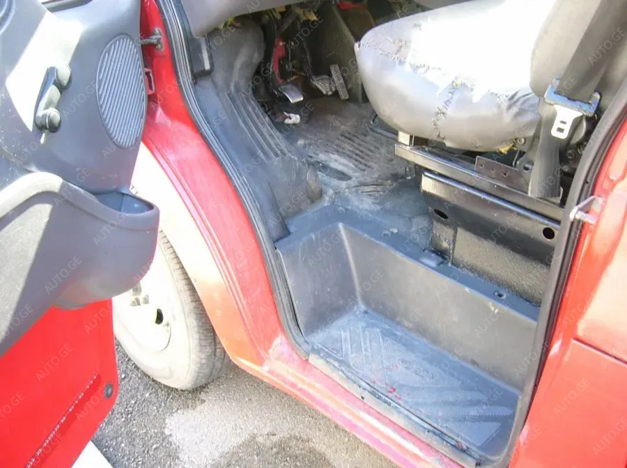 Ford Transit 2003 — photo 2