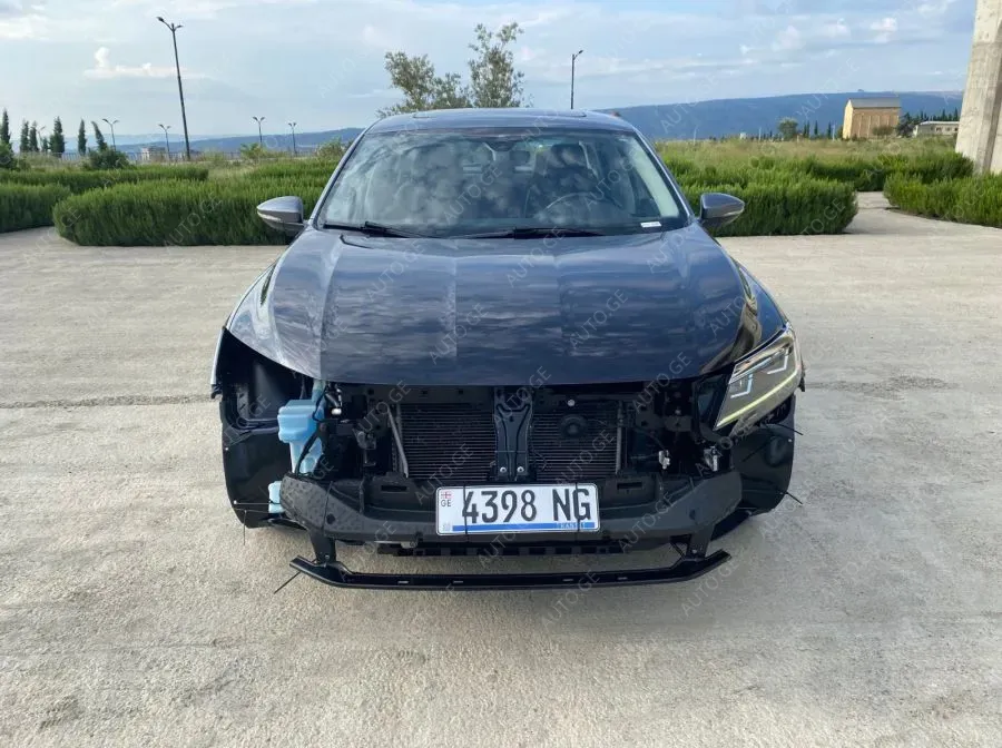 Volkswagen Passat 2020 — photo 2