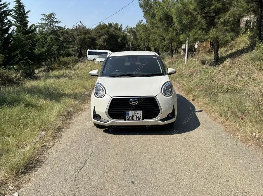 Toyota Passo 2018 — photo 2