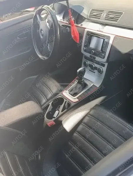 Volkswagen CC 2013 — photo 2
