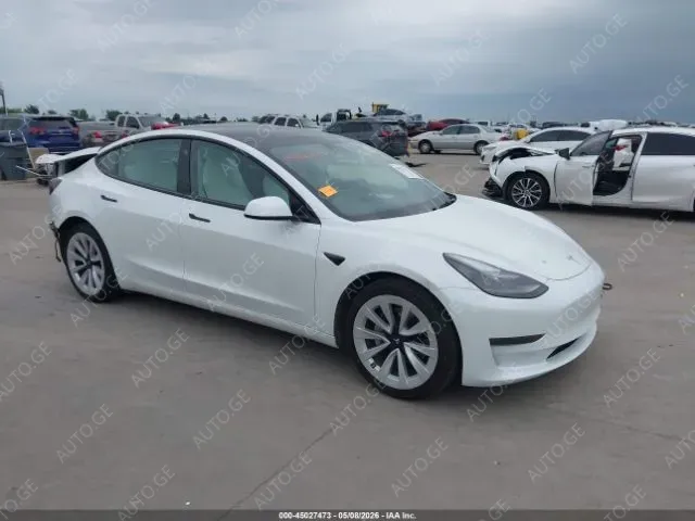 Tesla Model-3-Tesla