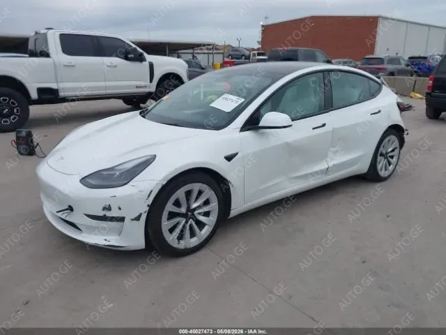 Tesla Model-3-Tesla 2023 — photo 2