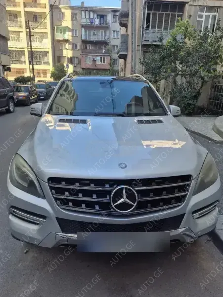 Mercedes-Benz Ml-350S