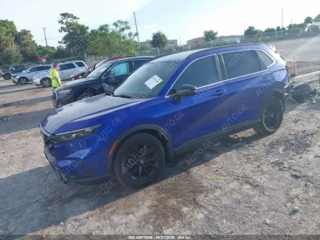 Honda CR-V 2023 — photo 2