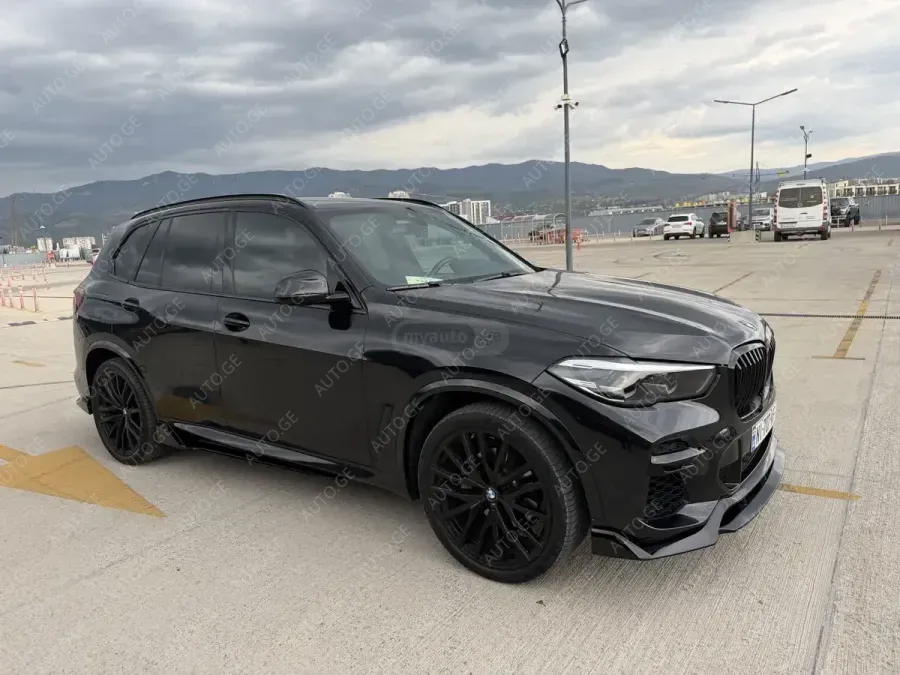 BMW X5 2022 — photo 2