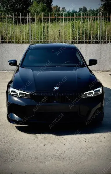 BMW 330