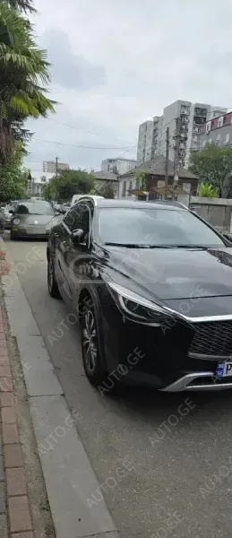 Infiniti QX30 2017 — photo 2