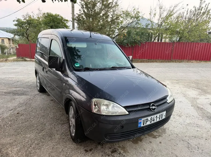 Opel Combo 2004 — photo 2