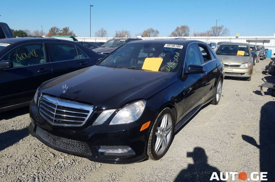 Mercedes-Benz E-350C 2013 — photo 2