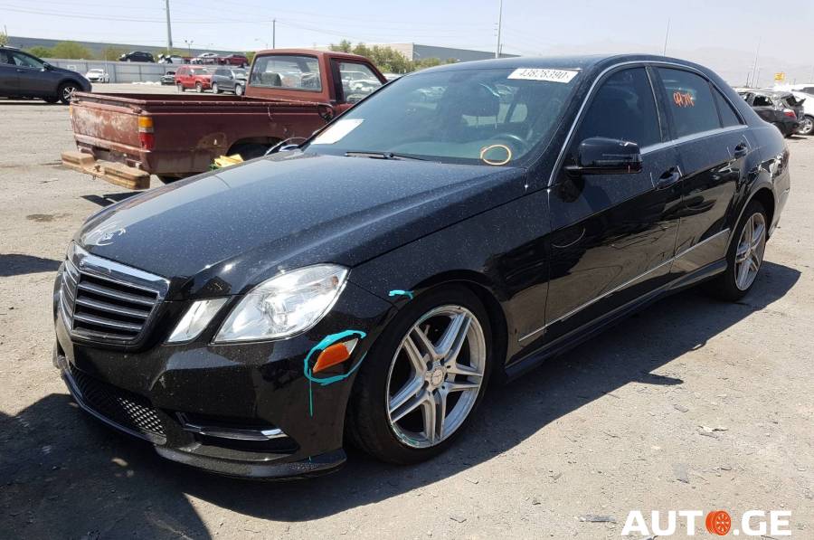 Mercedes-Benz E-350C 2013 — photo 2