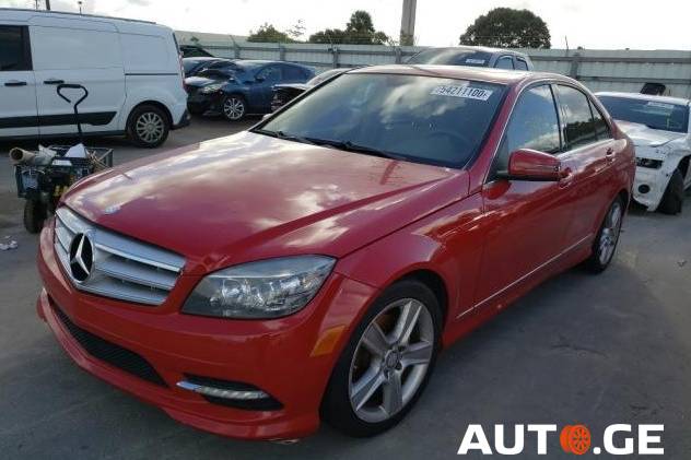 Mercedes-Benz C-300-Merc 2011 — photo 2