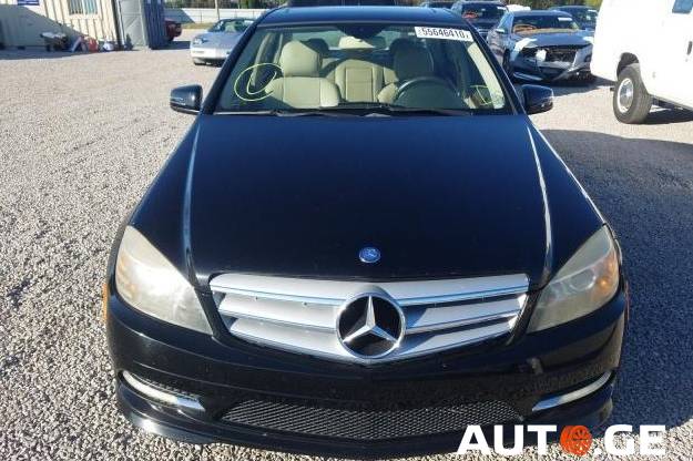 Mercedes-Benz C-300-Merc 2011 — photo 2