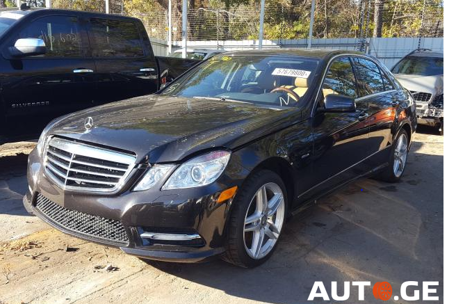 Mercedes-Benz E-350C 2012 — photo 2