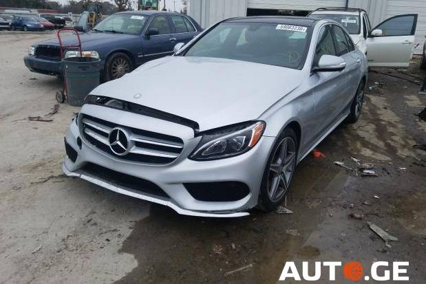 Mercedes-Benz C-300-Merc