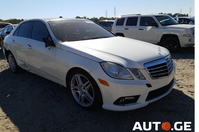 Mercedes-Benz E-350C 2011 — photo 2