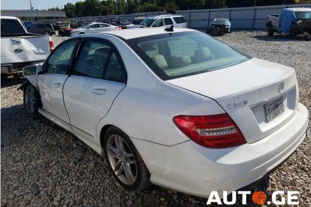 Mercedes-Benz C-250C 2014 — photo 2