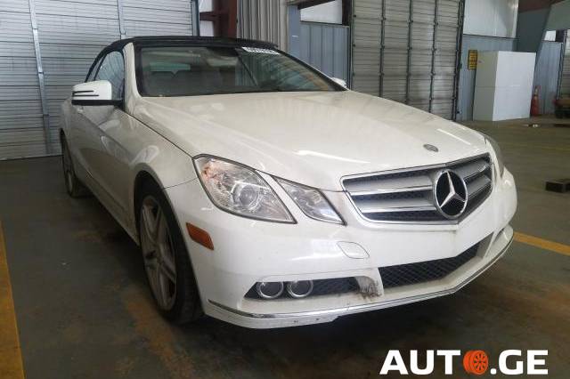 Mercedes-Benz E-350C 2011 — photo 2