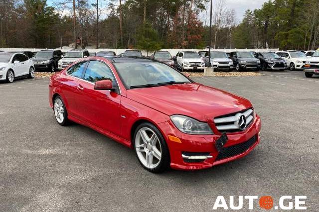 Mercedes-Benz C-250C 2012 — photo 2