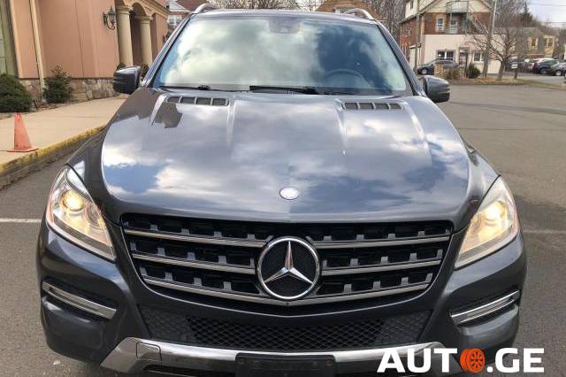 Mercedes-Benz Ml-350S 2012 — photo 2
