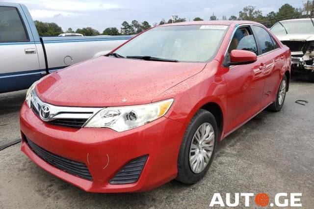 Toyota Camry 2012 — photo 2