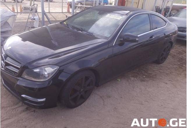 Mercedes-Benz C-250C 2013 — photo 2