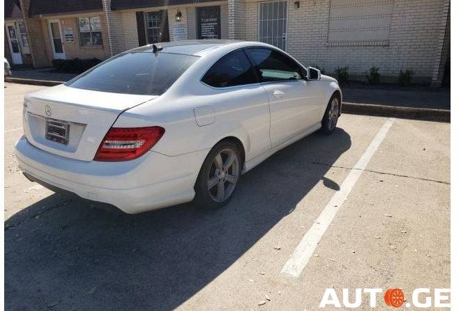 Mercedes-Benz C-250C 2014 — photo 2