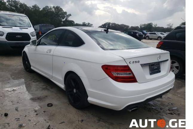 Mercedes-Benz C-250C 2013 — photo 2