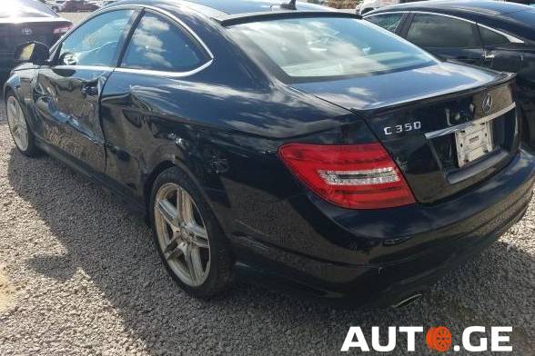 Mercedes-Benz C-350C 2013 — photo 2