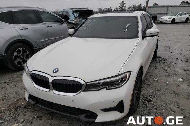 BMW 330 2019 — photo 2