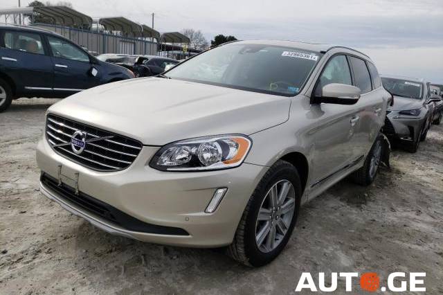 Volvo XC60 2017 — photo 2