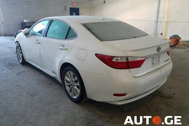 Lexus Es300 2013 — photo 2