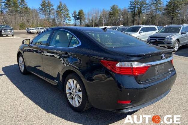 Lexus Es300 2013 — photo 2