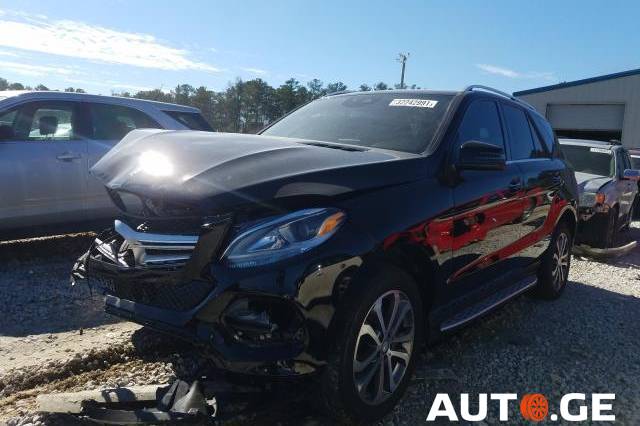 Mercedes-Benz GLE-Class 2016 — photo 2