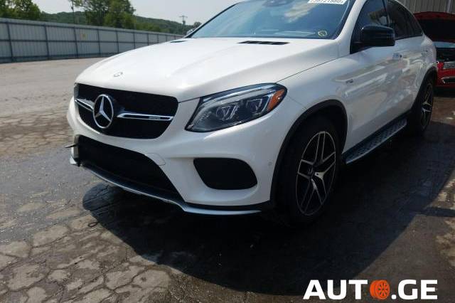 Mercedes-Benz Gle-Class 2017 — photo 2
