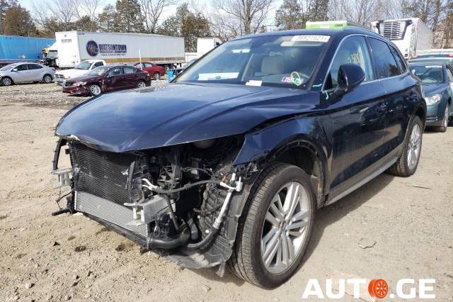 Audi Q5 2018 — photo 2
