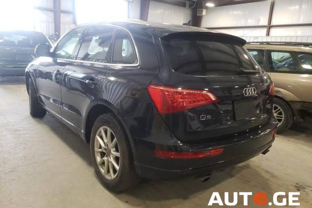 Audi Q5 2012 — photo 2