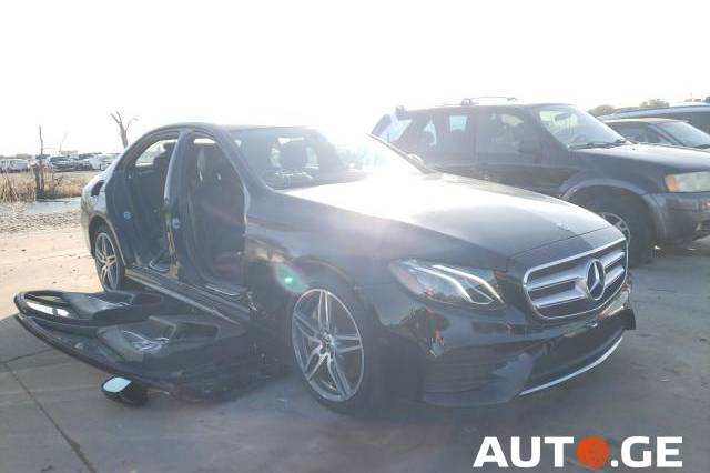 Mercedes-Benz E-300C