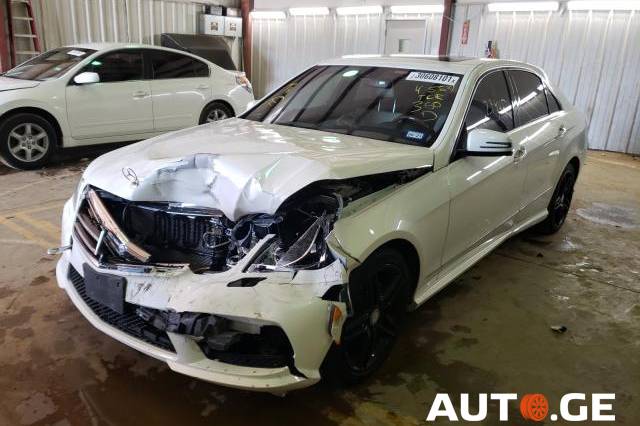 Mercedes-Benz E-350C 2013 — photo 2