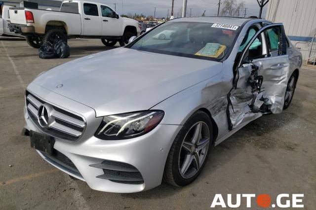 Mercedes-Benz E-300C 2017 — photo 2