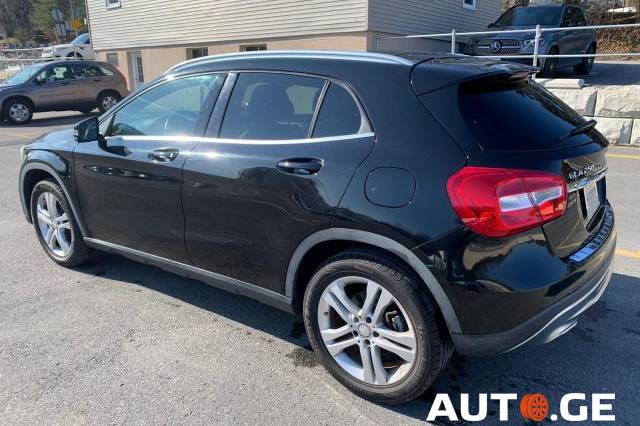 Mercedes-Benz Gla-250G 2017 — photo 2