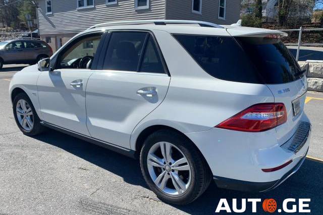 Mercedes-Benz Ml-350S 2012 — photo 2