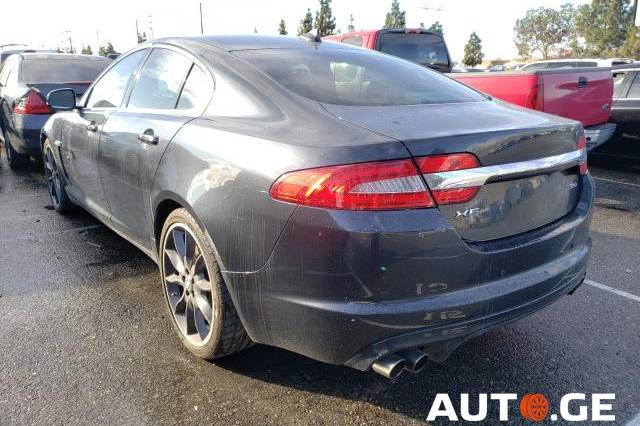 Jaguar XF 2013 — photo 2