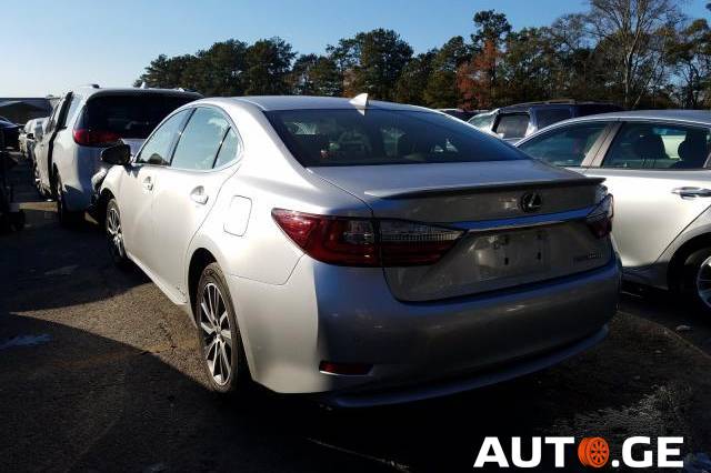Lexus Es300 2016 — photo 2