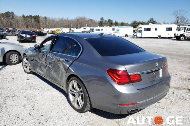 BMW 750 2015 — photo 2