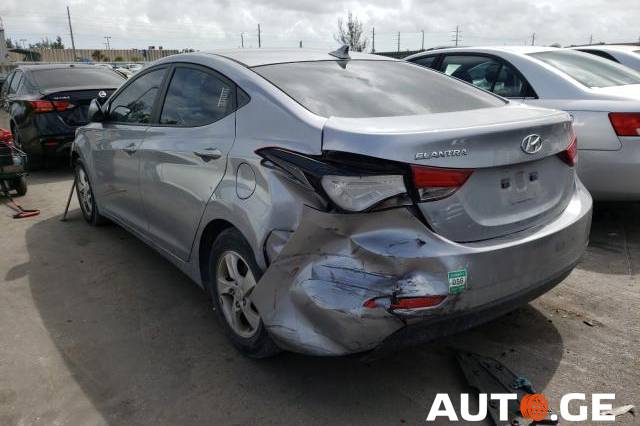 Hyundai Elantra 2015 — photo 2