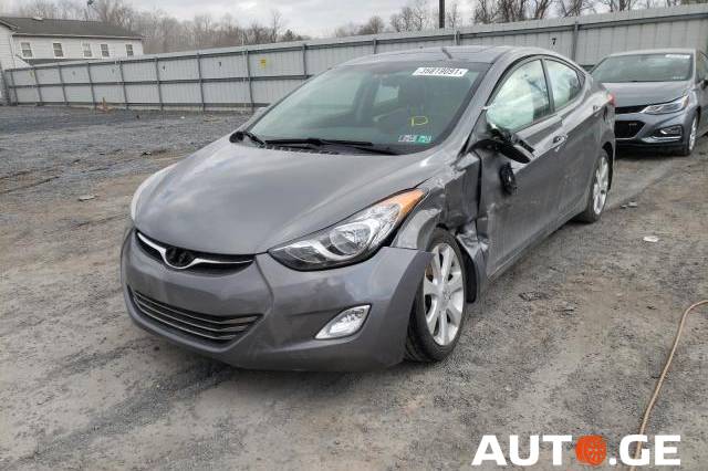 Hyundai Elantra 2013 — photo 2
