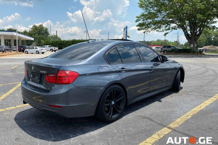 BMW 328 2013 — photo 2